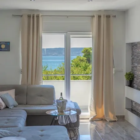 Deluxe Bellacosta Apartment Kastela