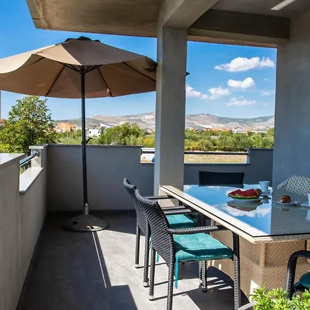 Apartment Deluxe Bellacosta Kastela