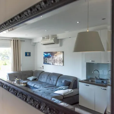 Apartment Deluxe Bellacosta Kastela
