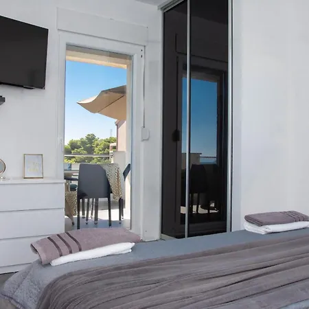 Deluxe Bellacosta Kastela