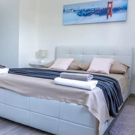 Apartament Deluxe Bellacosta *